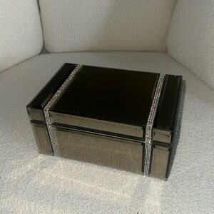Tahari Mirrored Bling Jewelry Box